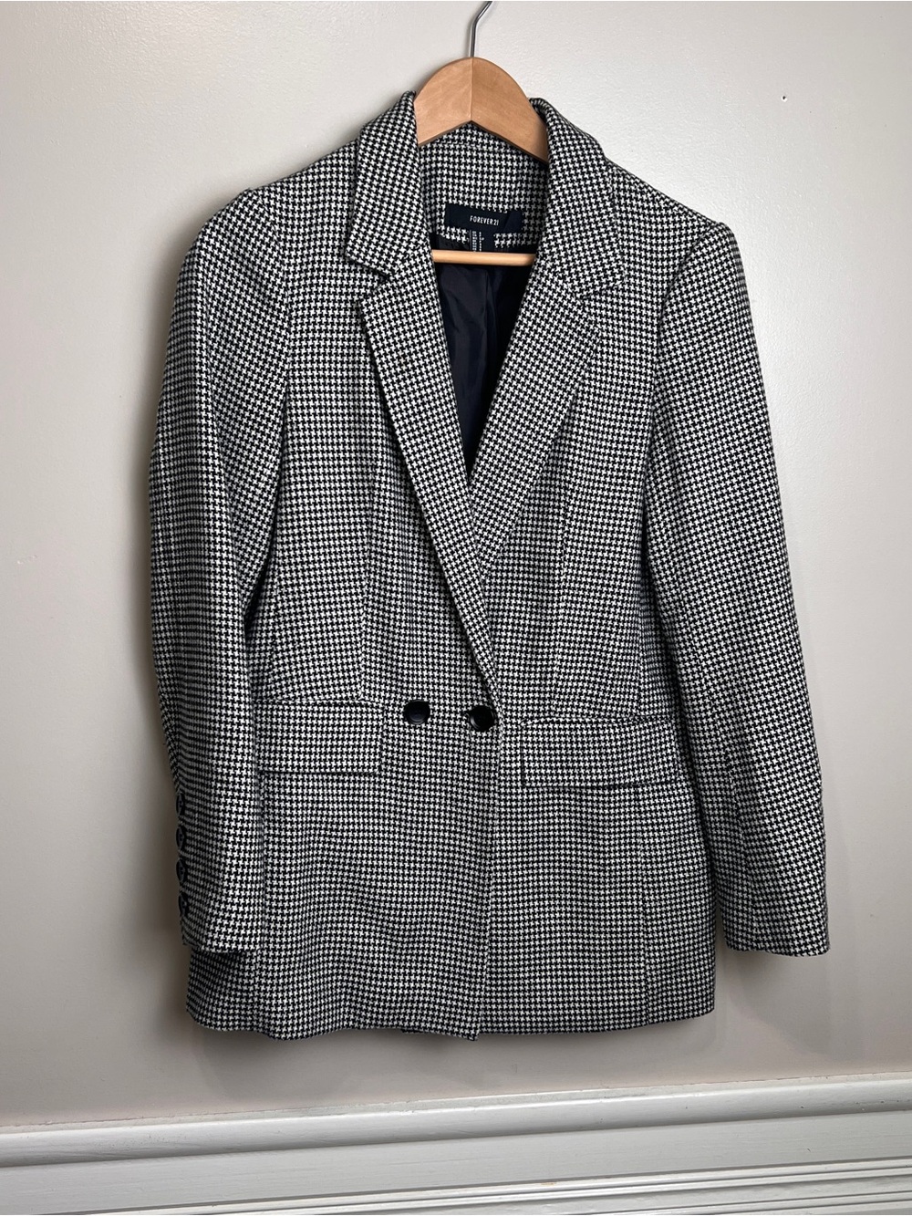 FOREVER 21 Women’s S Black Herringbone Lined Collared Mid-Length Button Blazer